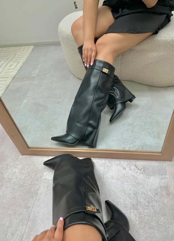 Jess Boots Black Leer